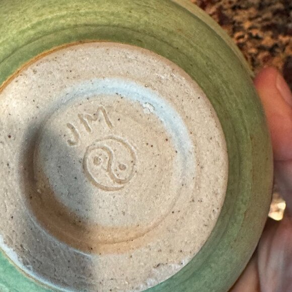 2 Studio Art Pottery Nesting Bowls Handmade Signed JM Green/Yellow Rust Stonewar - Picture 10 of 15